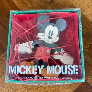 VINTAGE 90S MICKEY MOUSE 9 FT. LENGTH PAPER GARLAND - KURT ADLER